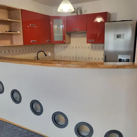 2 Pokojowy Apartament *